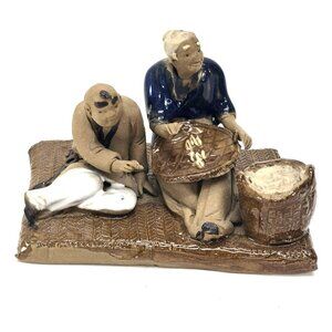 Mudman Japanese Ceramic Figurine Of Farmers Sorting Produce Vintage JE393